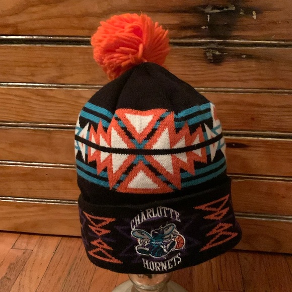 Mitchell & Ness Other - Charlotte Hornets Pom Beanie Hat